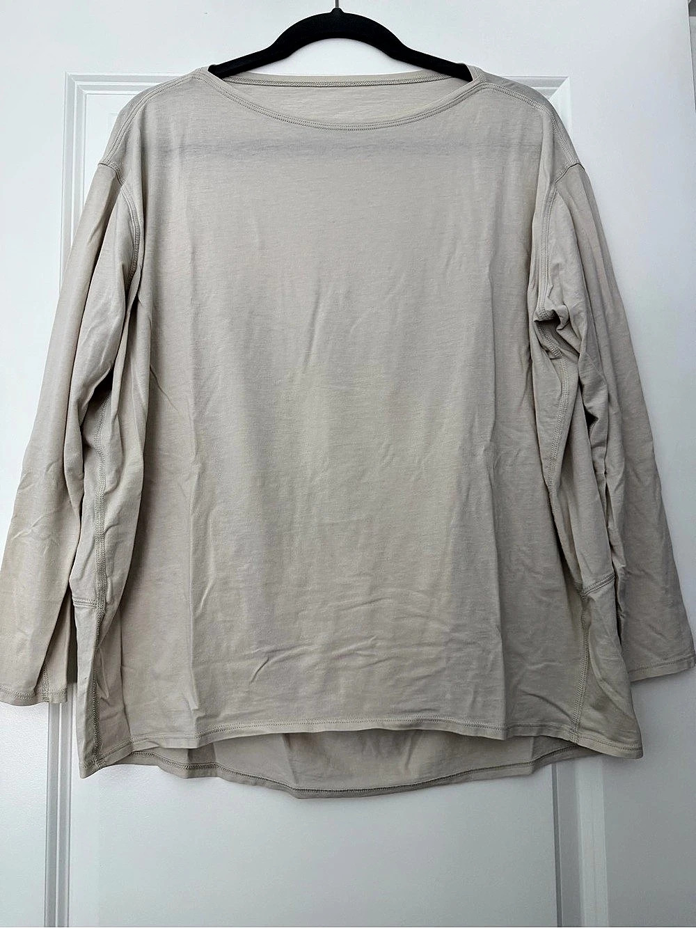 lululemon back in action Long-Sleeve Shirt Long Sleeve Top in tan